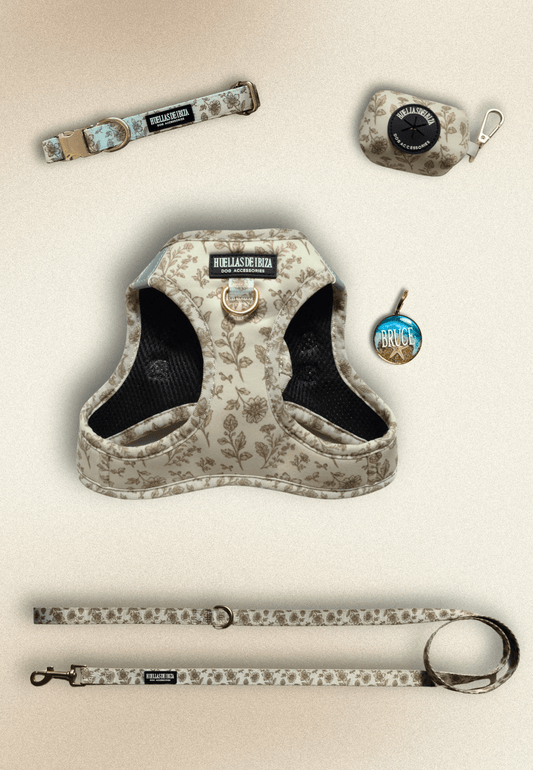 Pack Dogfluencer - Arnés body Premium "Boho Chic Ibiza" + Joya Identificativa - Huellas de Ibiza
